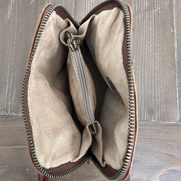 Bratesi Firenze Small Cognac Leather Crossbody Purse [Made in Italy] - Picture 10 of 10